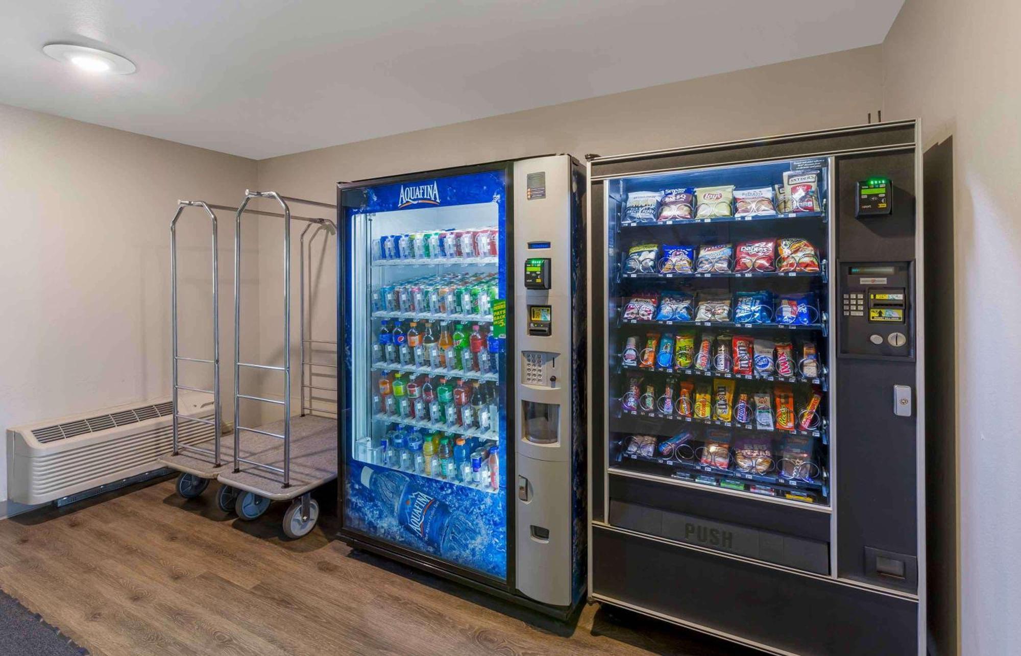 Extended Stay America Select Suites - Cleveland - Avon Exteriör bild