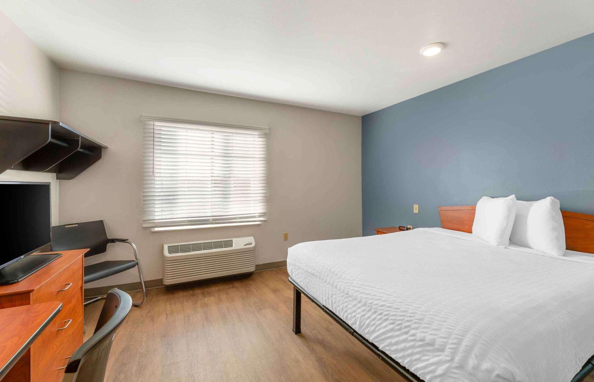 Extended Stay America Select Suites - Cleveland - Avon Exteriör bild
